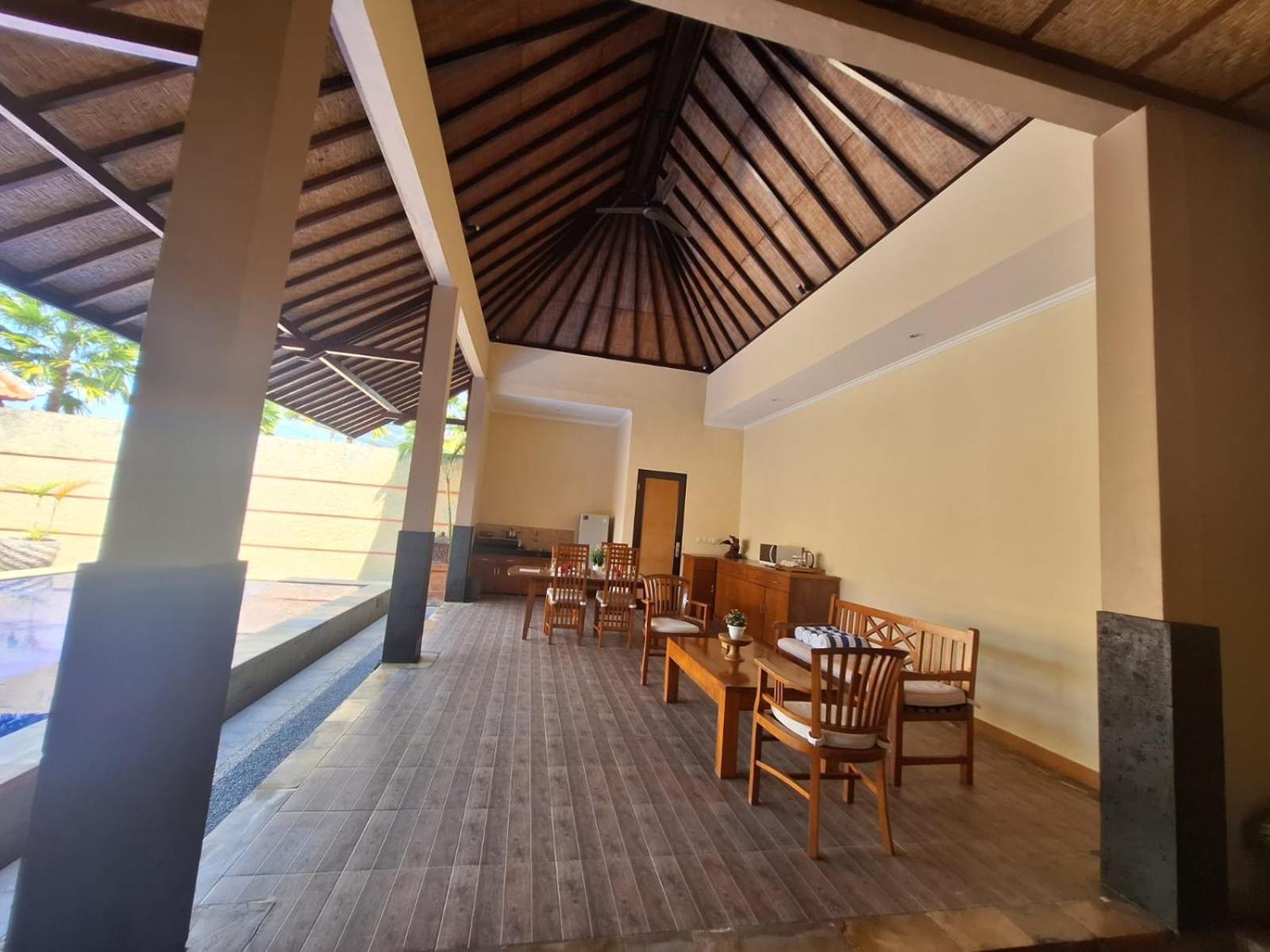 Kartika Dahayu Private Pool Villas Сукавати Экстерьер фото